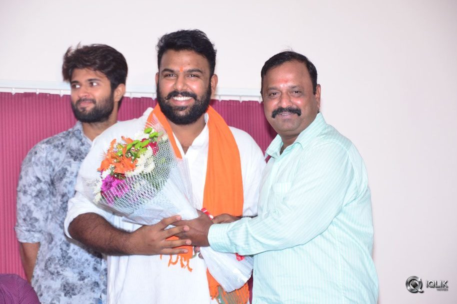 Film-Critics-Association-Felicitates-Shatamanam-Bhavati-And-Pelli-Choopulu-Movie-Teams